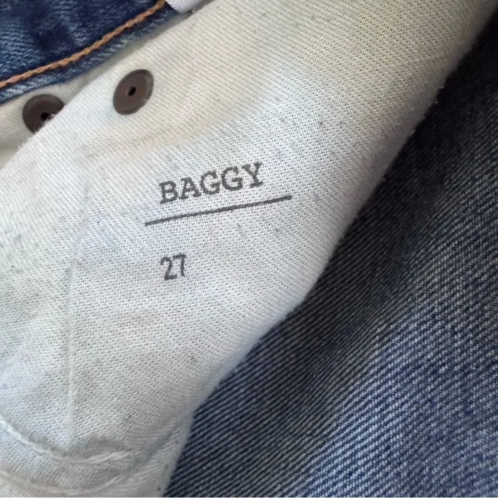 6397 Baggy Jean in Classic Vintage Wash Distressed Slouchy Fit Size 27